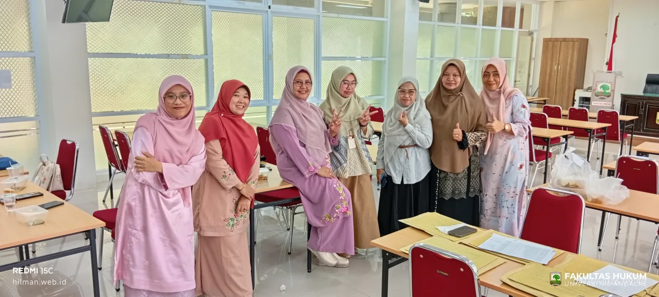 Foto 1 Sekretariat UTS di gedung Tahir