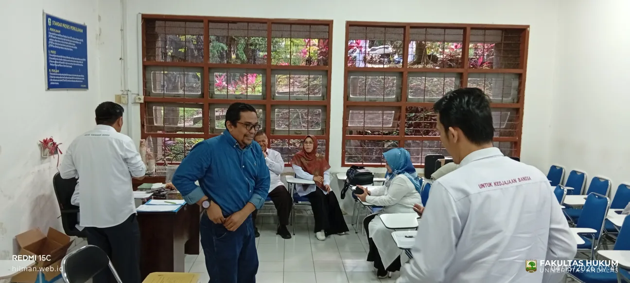 Foto 2 Sekretariat Ujian Gedung F