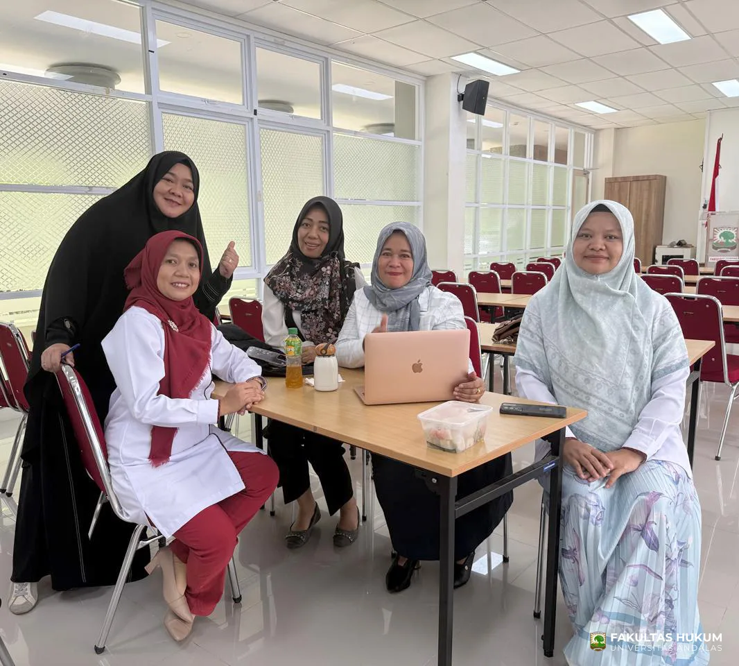 Foto 2 Sekretariat dan Lokal Ujian UTS di Gedung Tahir