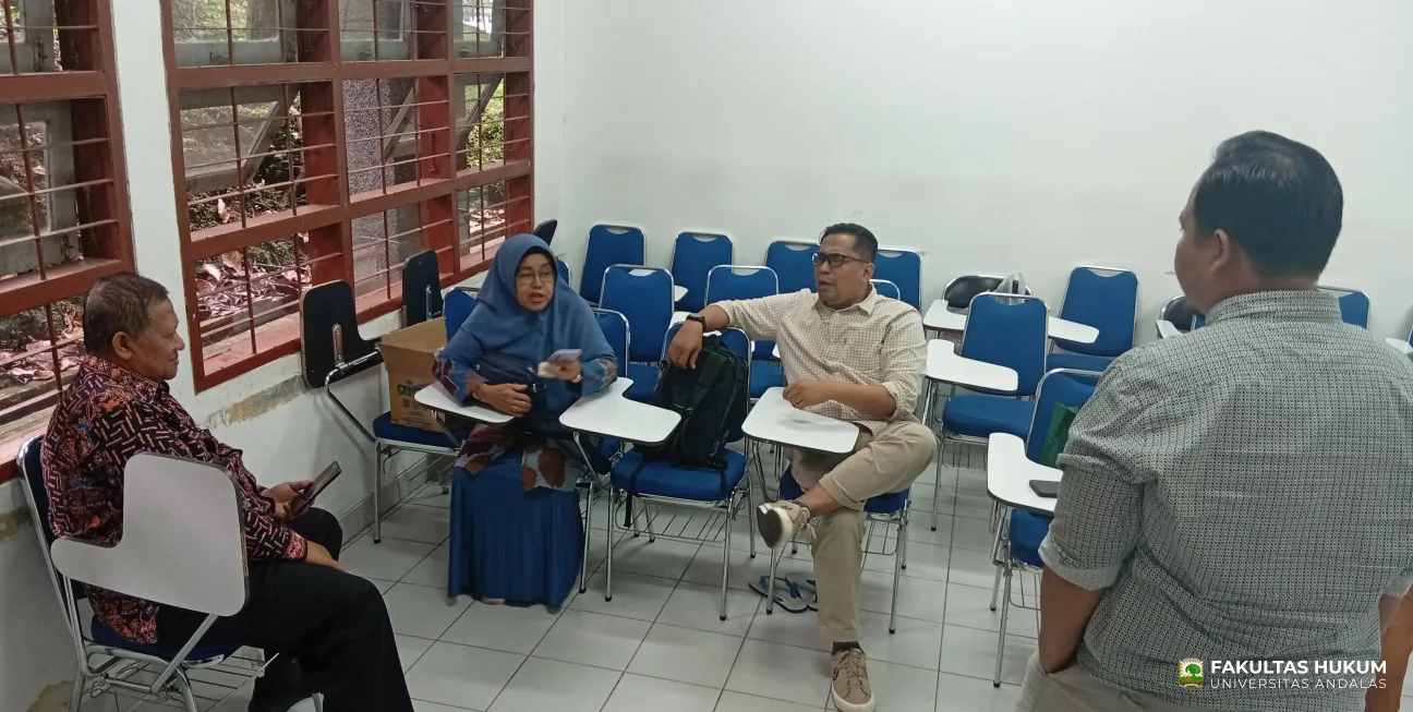 Foto 2 Sekretariat UTS Gedung F