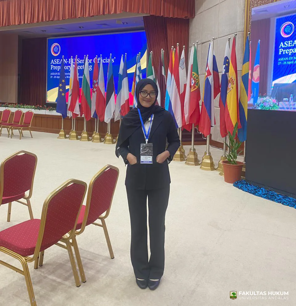 Foto 9 Bunga Anisah Putri Wakili FH UNAND di Forum ASEAN–EU di Brunei