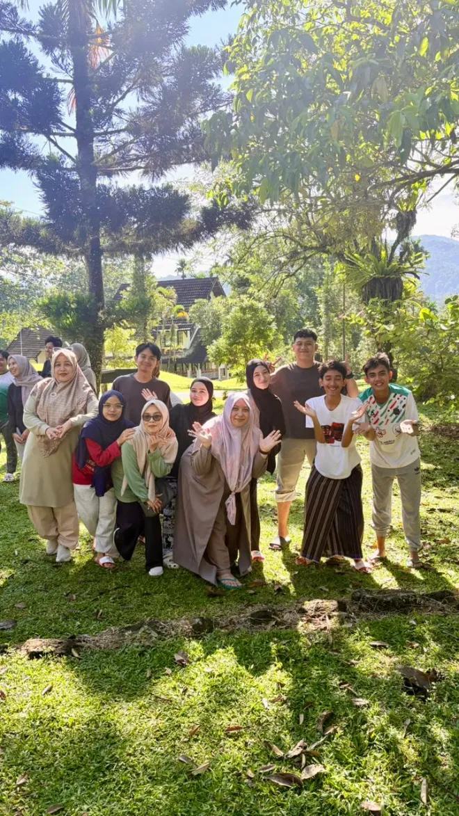 Family gathering departemen hukum administrasi negara dan himpunan mahasiswa han 2025