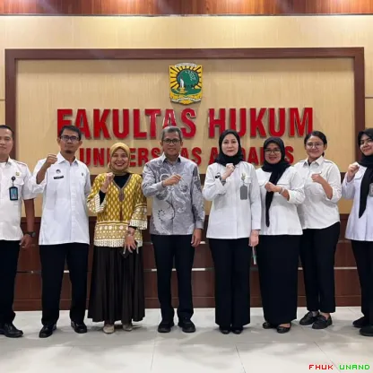 Kantor Wilayah Kementerian Hukum Sumatera Barat bersama...