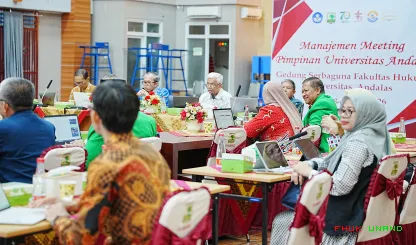 Foto 10 Kegiatan ini menjadi forum strategis bagi pimpinan...