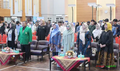 Foto 10 Kegiatan seminar dan penguatan kapasitas HAM bagi...