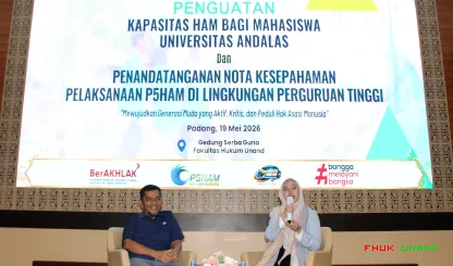 Foto 2 Miko Kamal narasumber Seminar Mewujudkan Generasi...