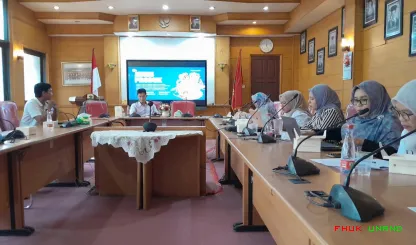 Foto 3 Wawancara dan presentasi pihak yang berminat untuk...