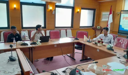 Foto 6 Wawancara dan presentasi pihak yang berminat untuk...