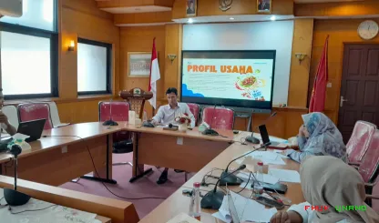 Foto 8 Wawancara dan presentasi pihak yang berminat untuk...