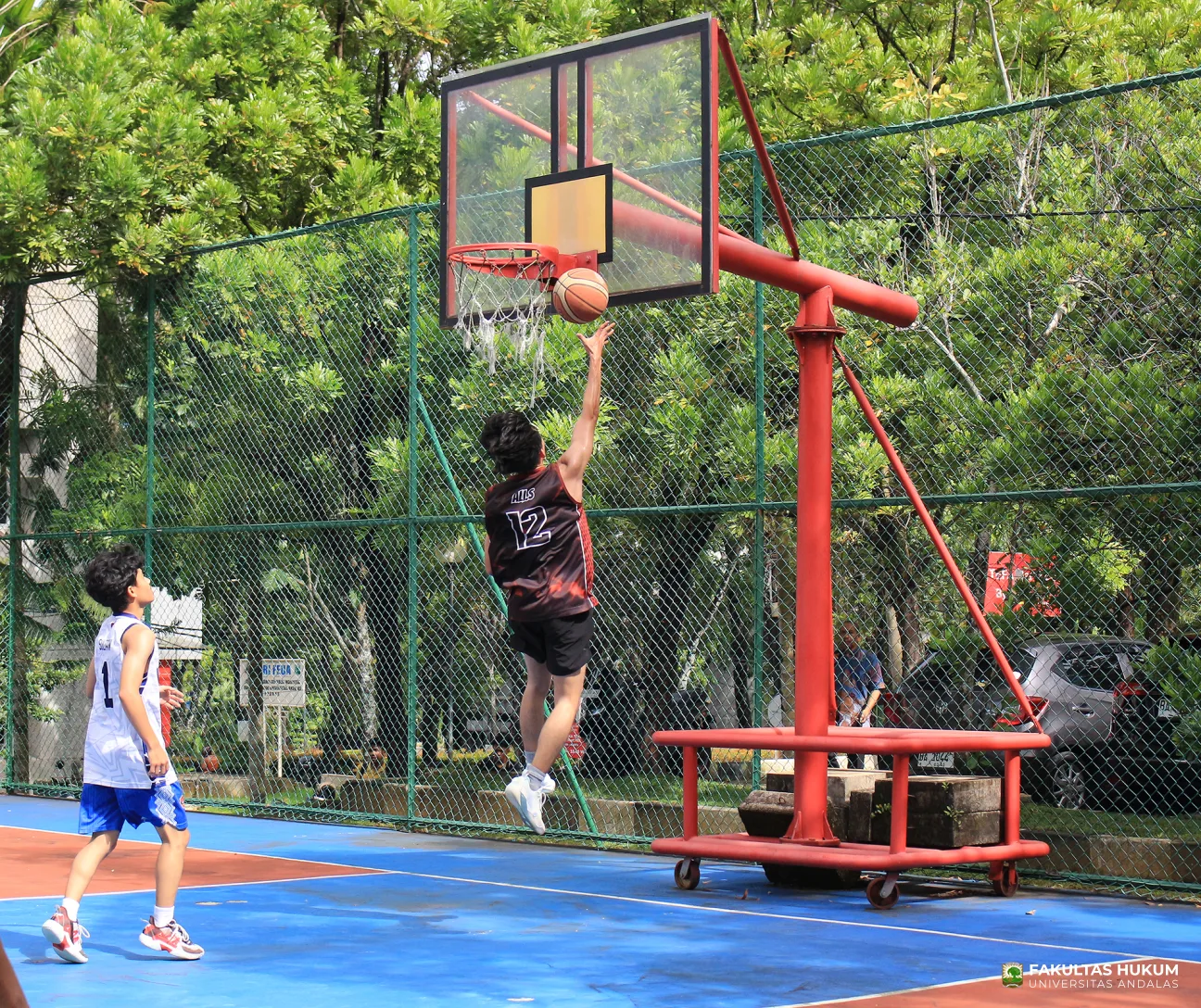 Foto 9 Kejuaraan Basket Antar Angkatan/Tingkat Se-Fakultas Hukum