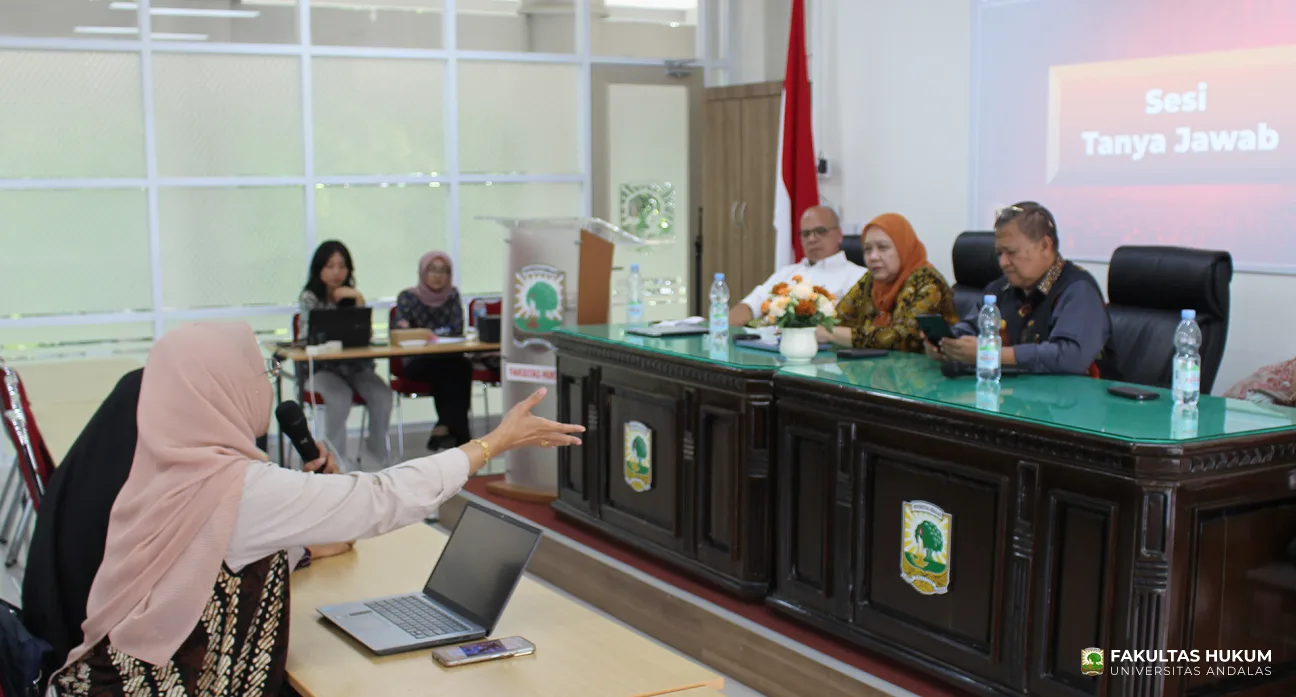 Foto 13 Kuliah Umum Hukum Perlindungan Data
