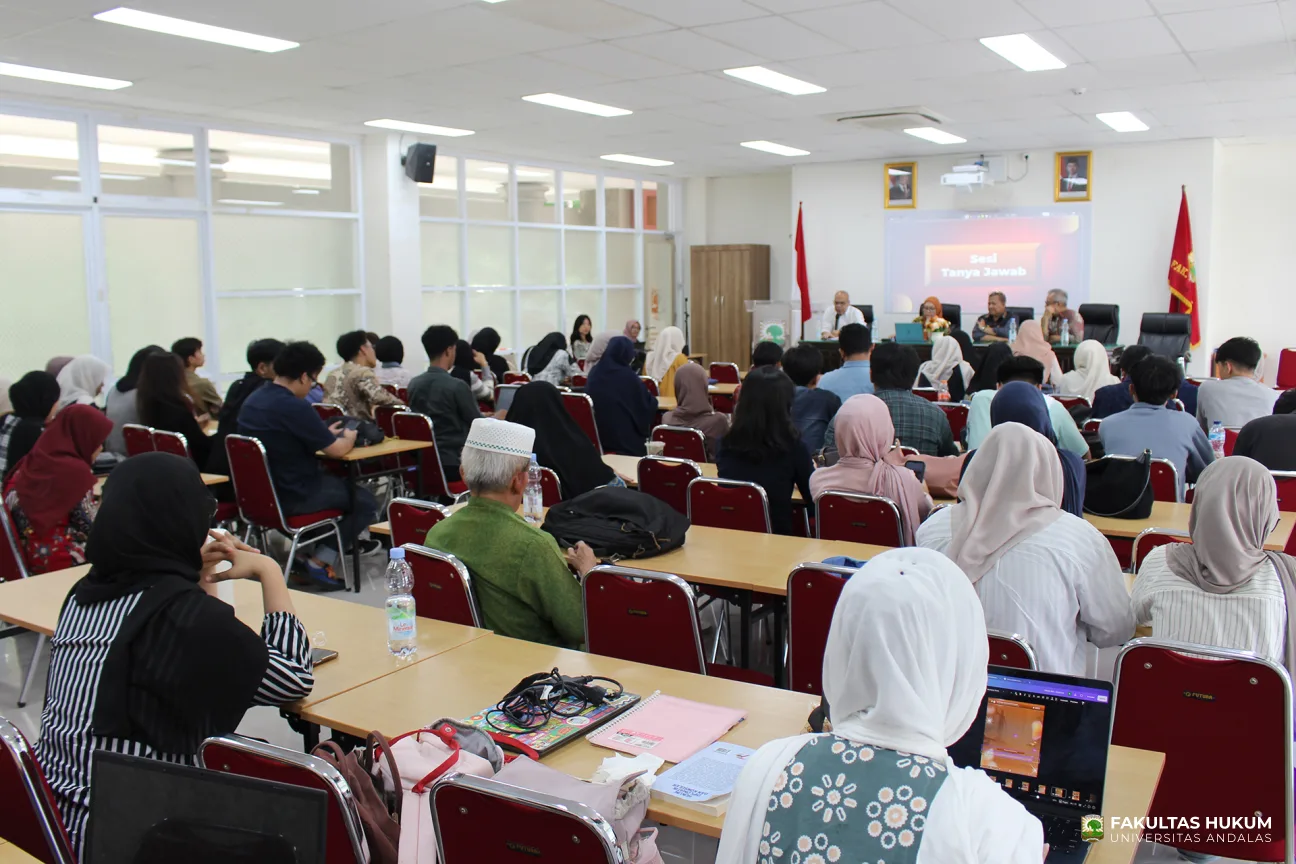 Foto 15 Kuliah Umum Hukum Perlindungan Data