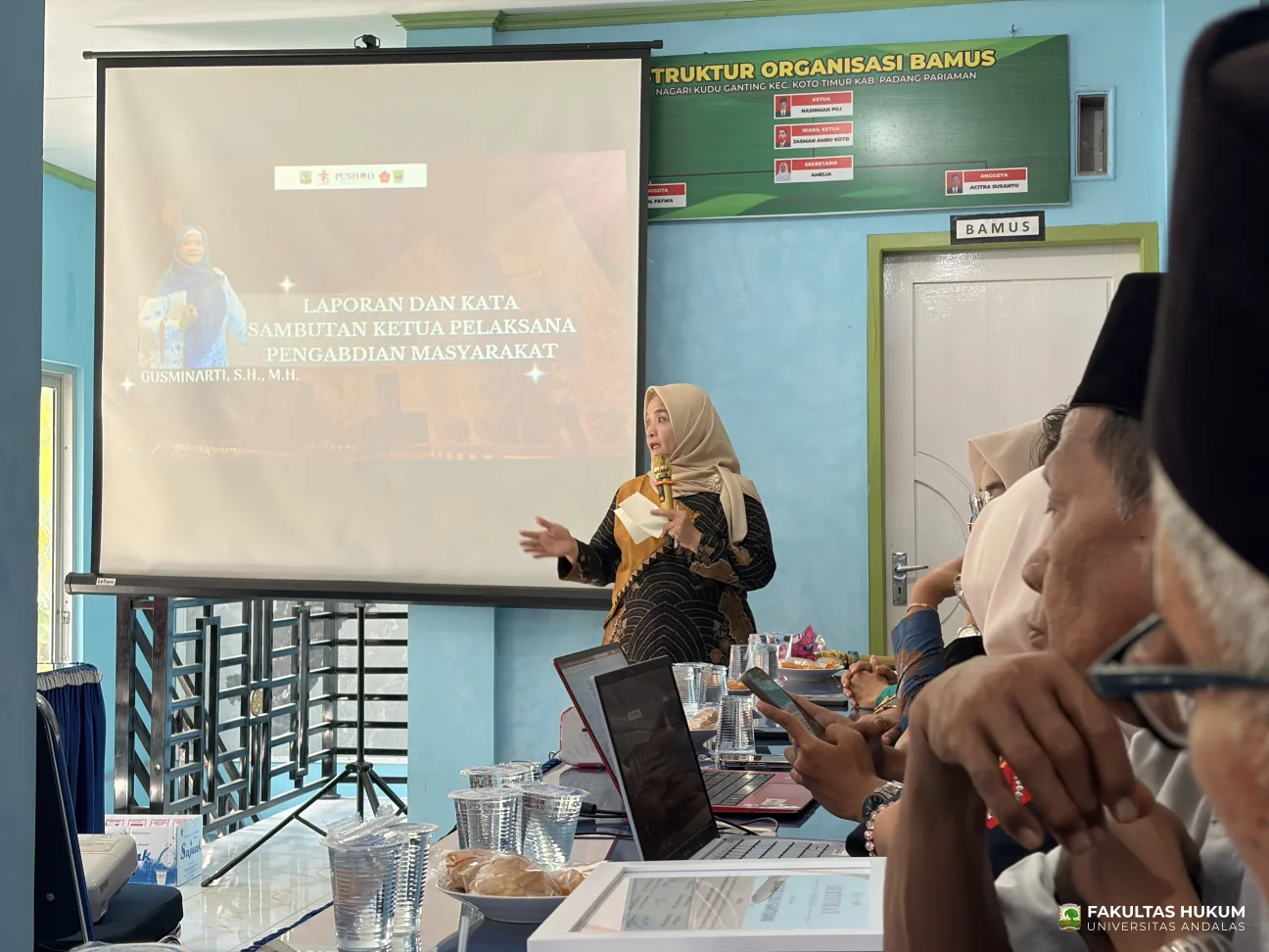 Foto 4 Pengabdian Masyarakat Pendampingan Pengelolaan Koperasi Desa Merah Putih di Padang...