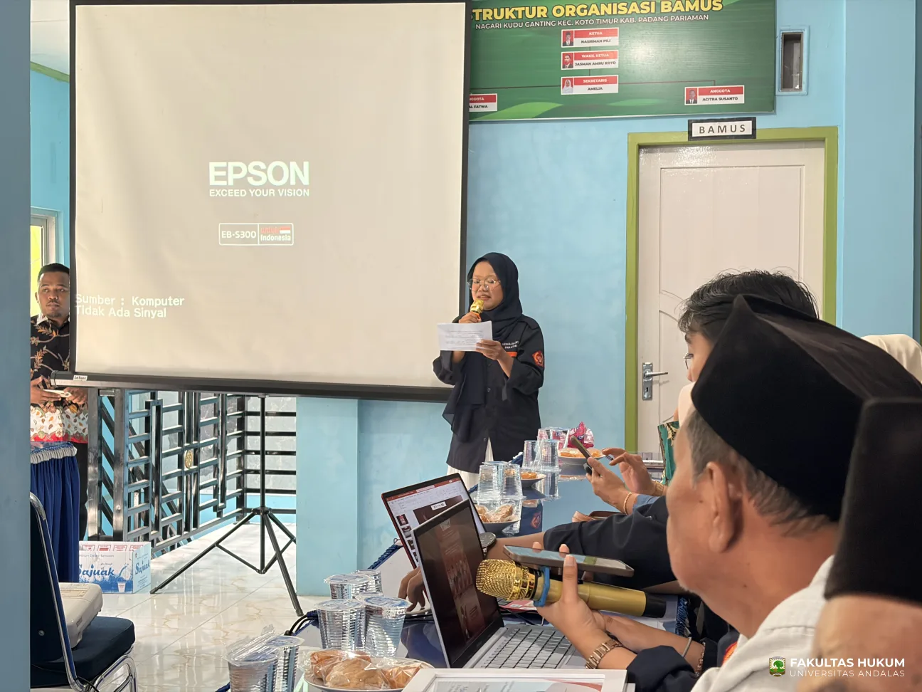 Foto 7 Pengabdian Masyarakat Pendampingan Pengelolaan Koperasi Desa Merah Putih di Padang...