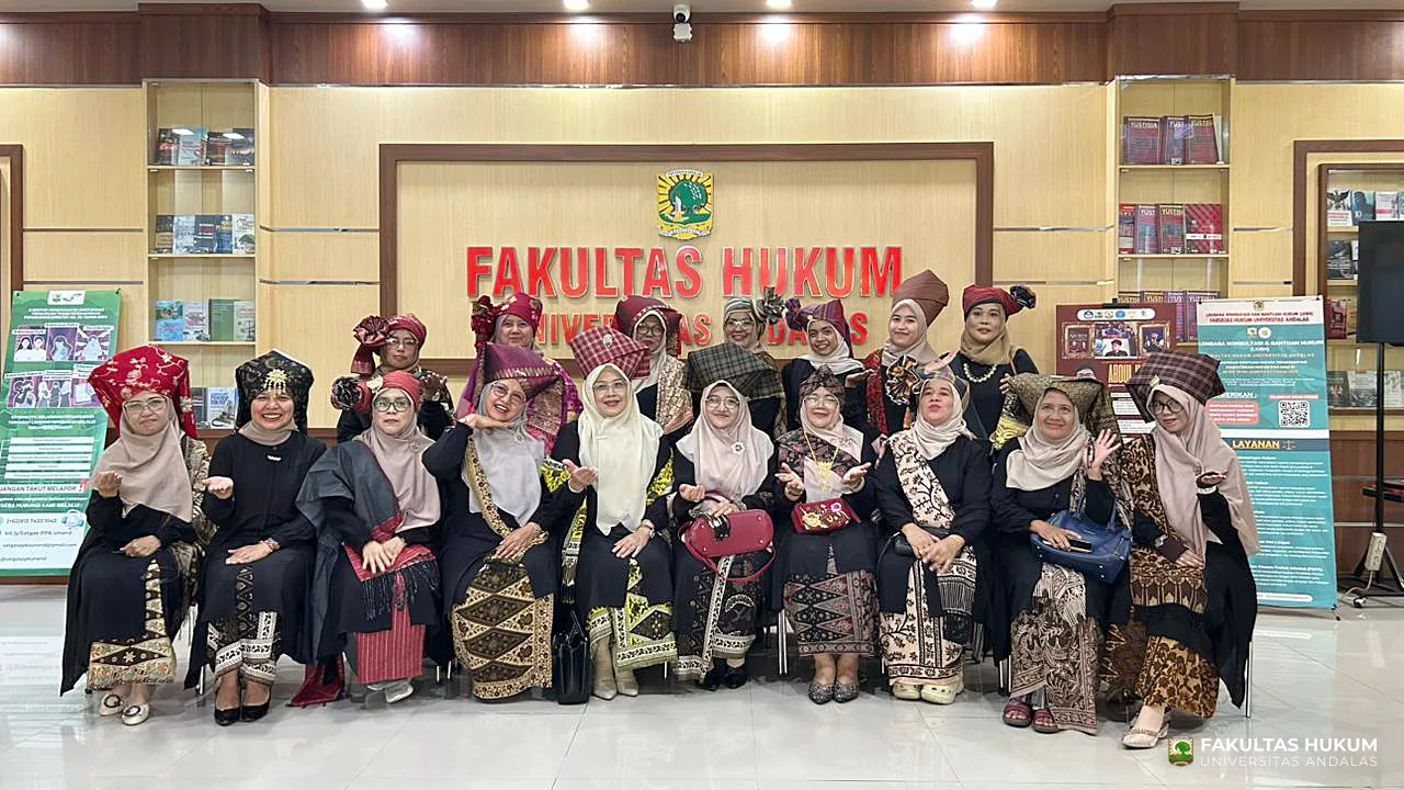 Foto 1 Pertemuan Rutin ke-20 Dharma Wanita Fakultas Hukum UNAND