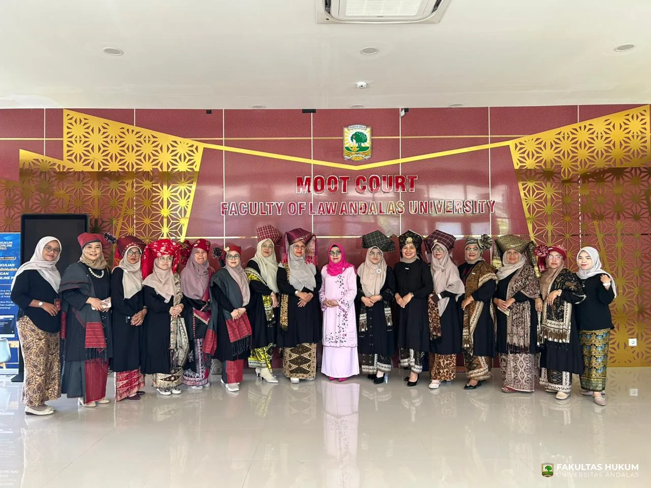 Foto 21 Pertemuan Rutin ke-20 Dharma Wanita Fakultas Hukum UNAND