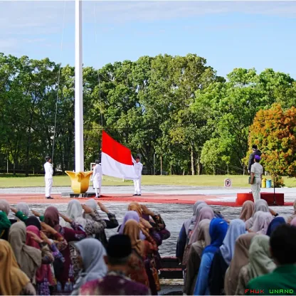Universitas Andalas menggelar upacara peringatan Hari Lahir...