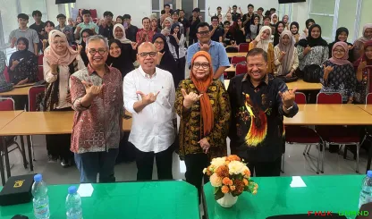 Narasumber. 1. Prof. Dr. Abu Bakar Munir, LL.B, Ph.D....