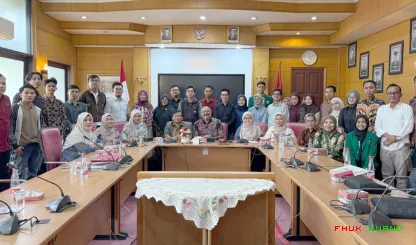 Foto 1 Menghadirkan narasumber terkemuka di bidang kajian...