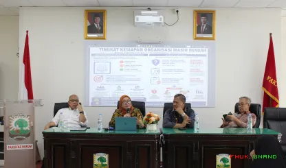 Foto 4 Kuliah Umum Hukum Perlindungan Data.Ruang Seminar...