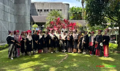 Foto 14 Dharma Wanita Fakultas Hukum Universitas Andalas...