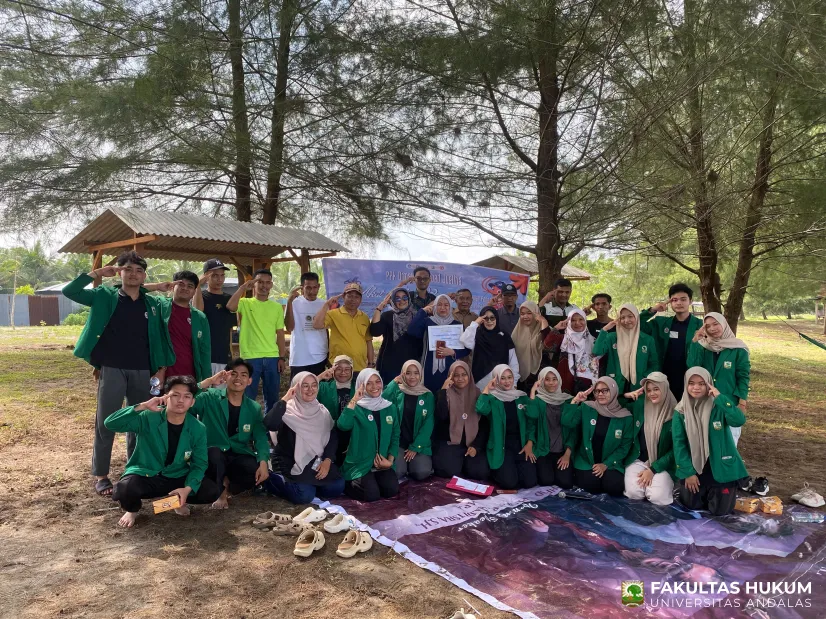 PPK Ormawa KOMBAD Justitia Dorong Rehabilitasi Pesisir Nagari Ketaping Melalui Aksi Kolaboratif Berbasis Blue Economy