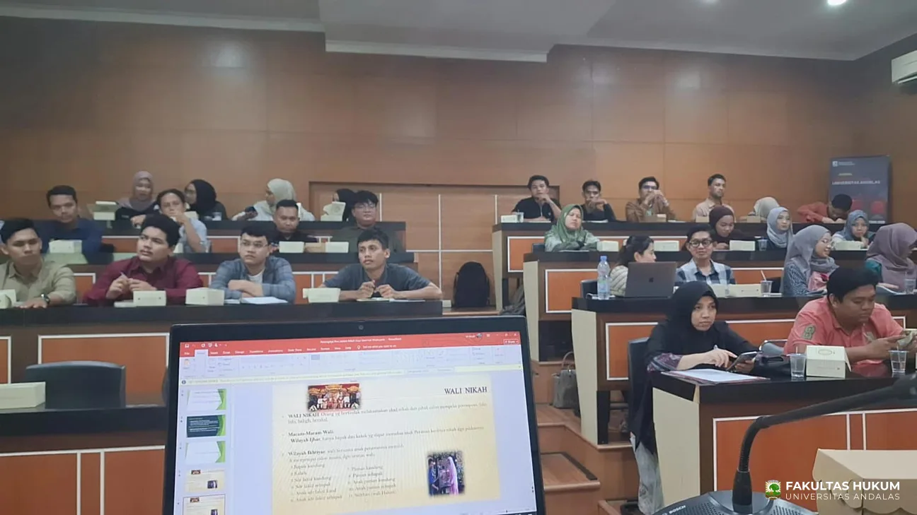 Foto 1 Kuliah Pakar: Halal, Sah dan Berkah - Pentingnya Pencatatan Nikah Bagi Generasi...