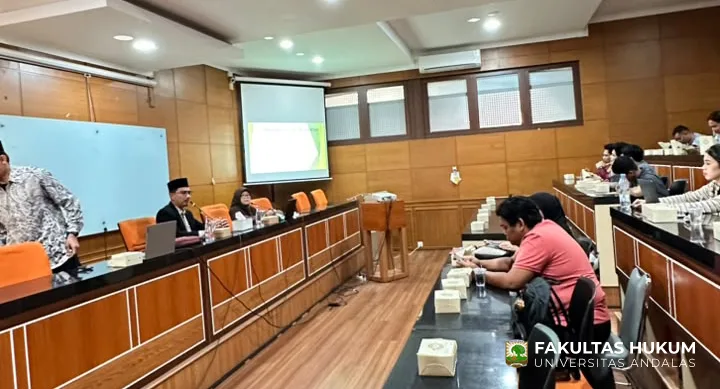Foto 3 Kuliah Pakar: Halal, Sah dan Berkah - Pentingnya Pencatatan Nikah Bagi Generasi...