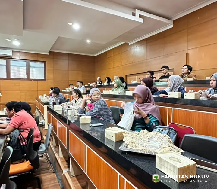 Foto 4 Kuliah Pakar: Halal, Sah dan Berkah - Pentingnya Pencatatan Nikah Bagi Generasi...