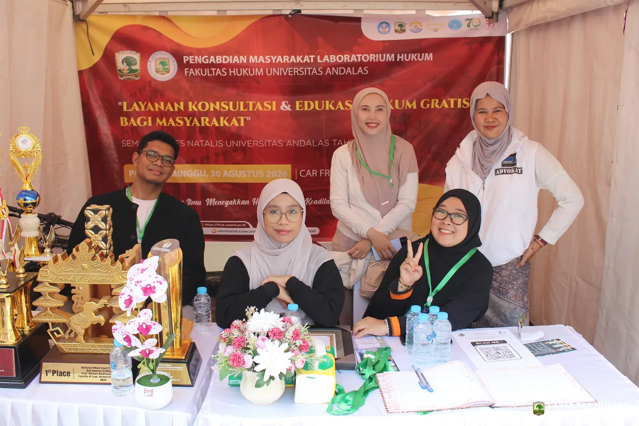 Foto 2 Stand Fakultas Hukum di CFD Pengabdian Masyarakat Universitas Andalas