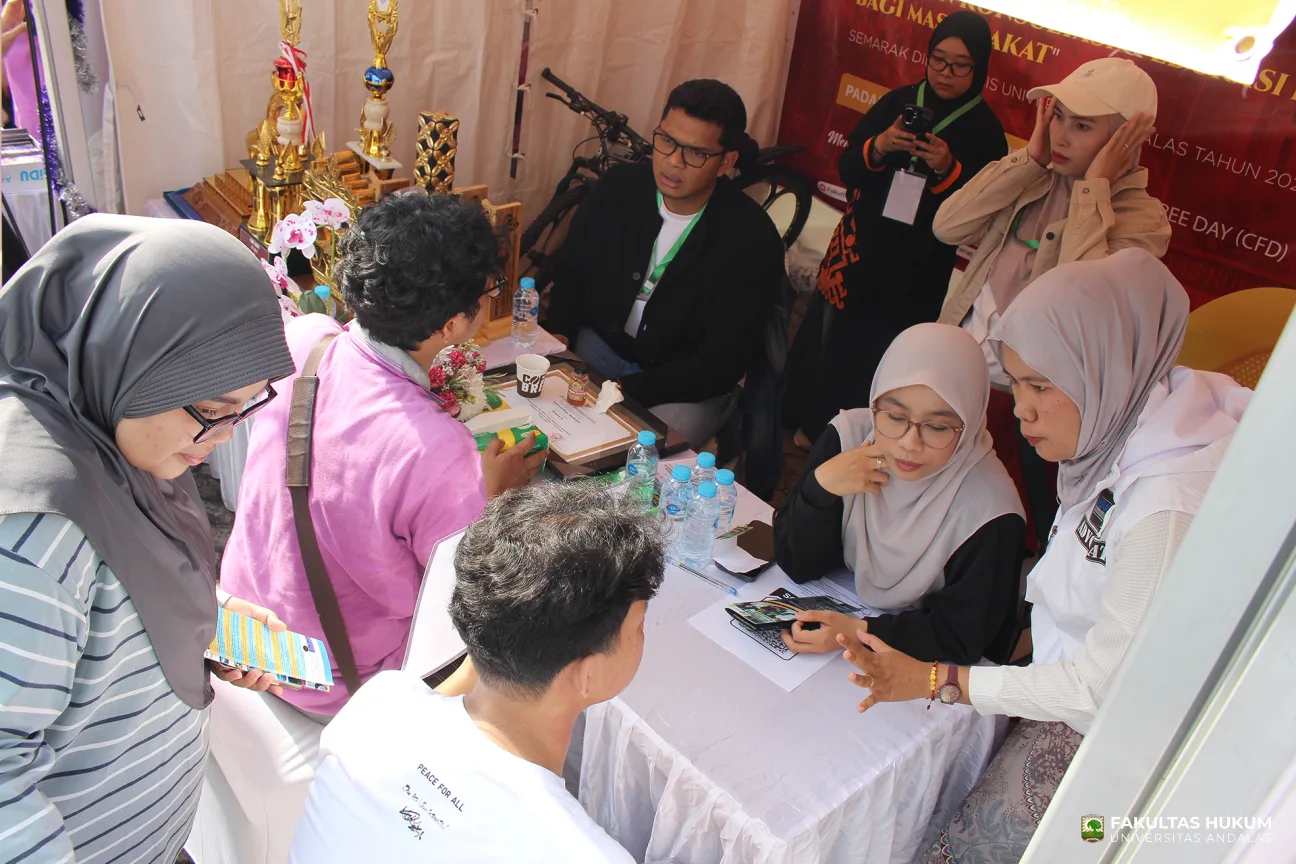 Foto 4 Stand Fakultas Hukum di CFD Pengabdian Masyarakat Universitas Andalas