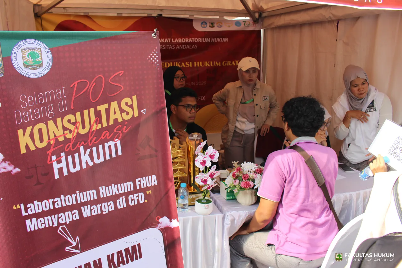 Foto 6 Stand Fakultas Hukum di CFD Pengabdian Masyarakat Universitas Andalas