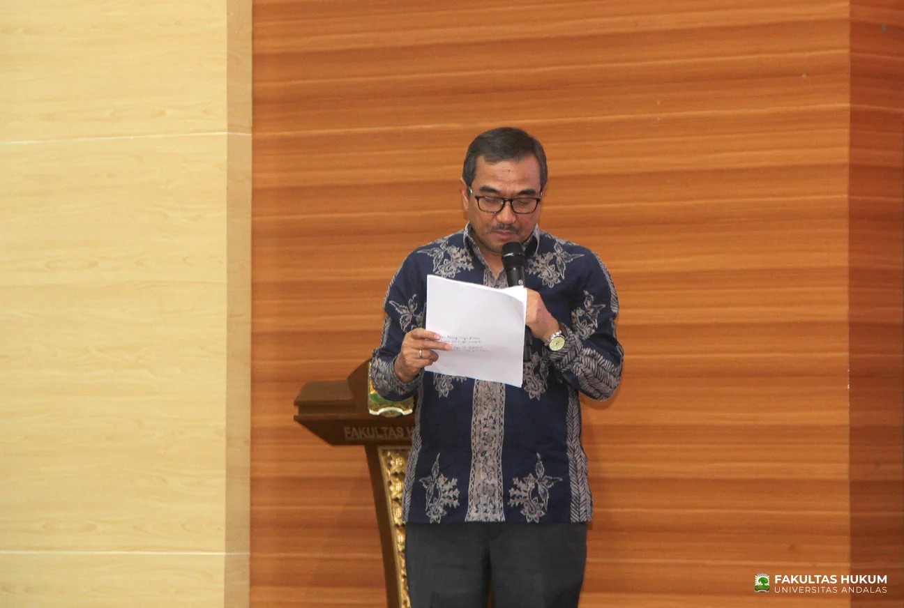 Foto 25 Sosialisasi Kebijakan Energi Nasional oleh DEN bersama PSHKE FH UNAND