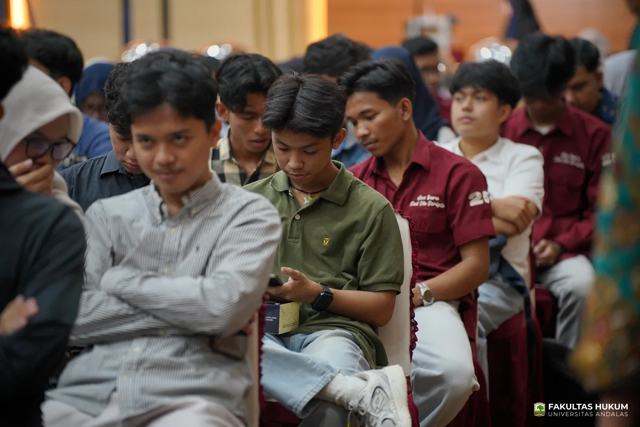 Foto 12 Sosialisasi Kebijakan Energi Nasional