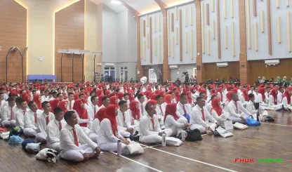 Foto 5 Bimbingan Aktivitas Kemahasiswaan dalam Tradisi...