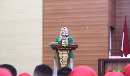 Foto 12 Bimbingan Aktivitas Kemahasiswaan dalam Tradisi...