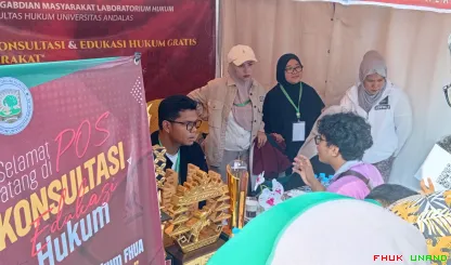 Acara car free day pengabdian kepada masyarakat Universitas...