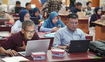 Foto 17 Sebanyak 32 peserta yang mengikuti Kelas Persiapan...