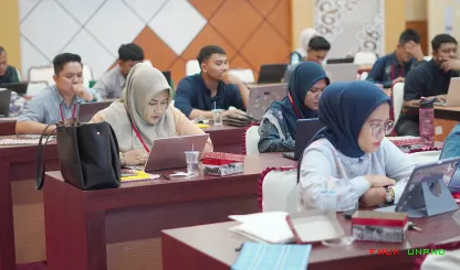 Foto 18 Sebanyak 32 peserta yang mengikuti Kelas Persiapan...
