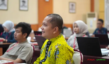 Foto 19 Sebanyak 32 peserta yang mengikuti Kelas Persiapan...