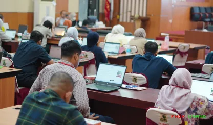 Foto 30 Sebanyak 32 peserta yang mengikuti Kelas Persiapan...