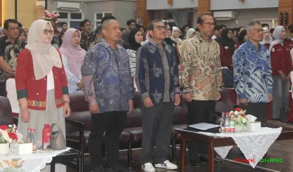Foto 12 Sosialisasi Kebijakan Energi Nasional di Gedung...
