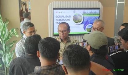 Foto 37 Sosialisasi Kebijakan Energi Nasional di Gedung...