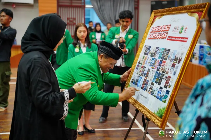Dies Natalis ke-75, FH UNAND Luncurkan 56 Buku Karya Dosen
