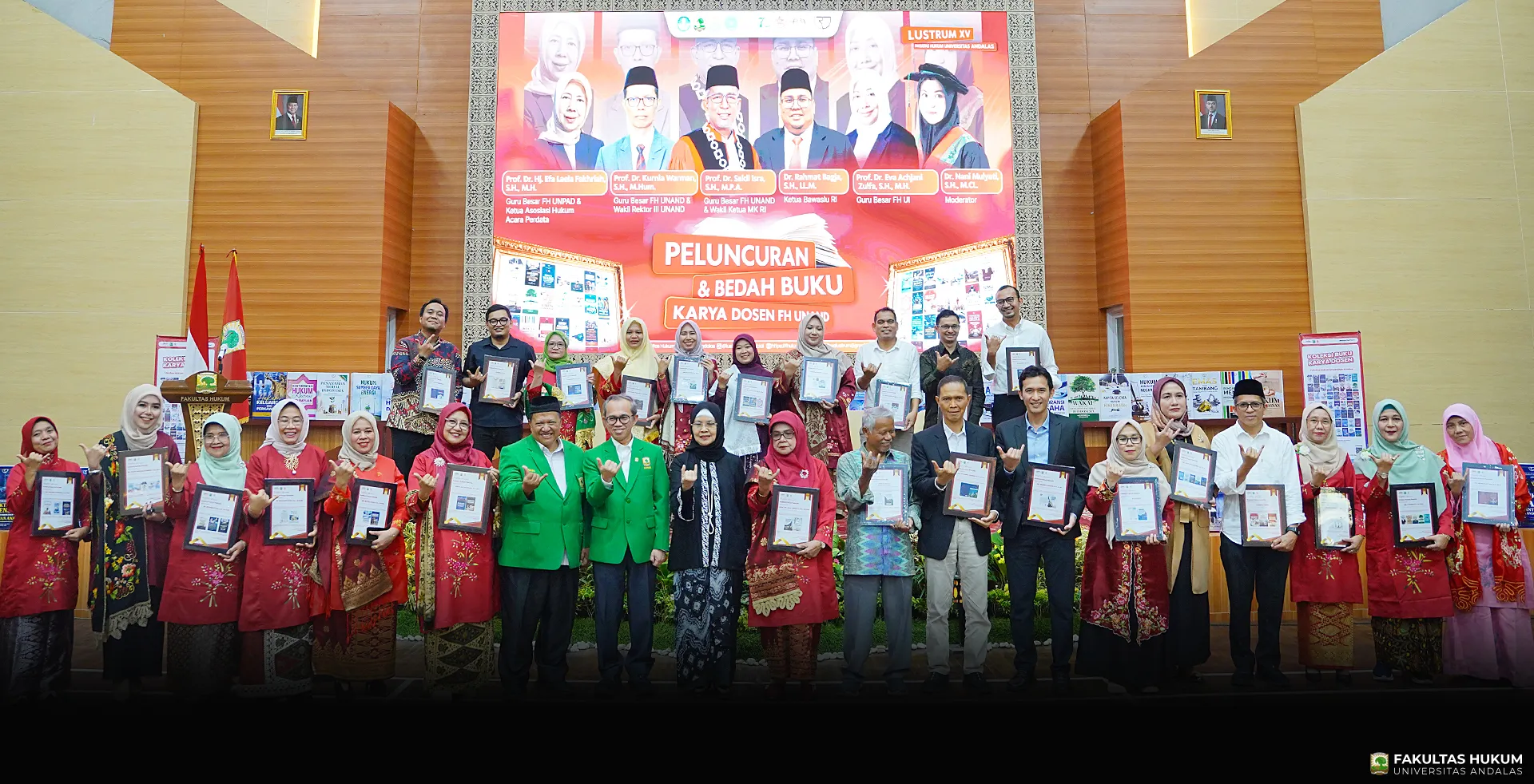 Peluncuran 56 buku Dosen FH UNAND