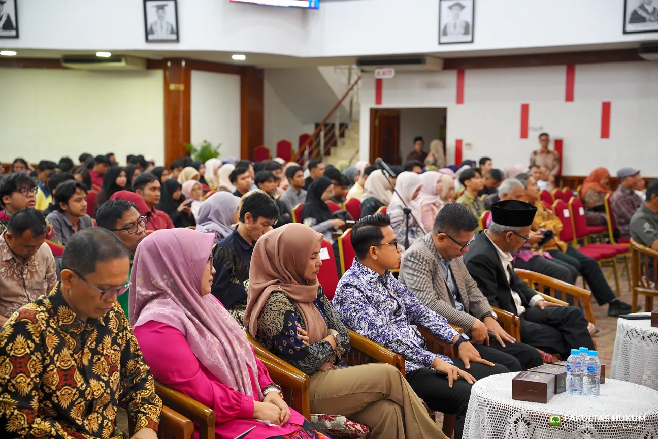 Foto 2 Kuliah Umum Keterbukaan Informasi Publik di Era AI: Peluang, Risiko, dan Masa...