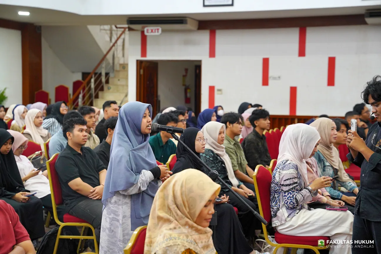 Foto 11 Kuliah Umum Keterbukaan Informasi Publik di Era AI: Peluang, Risiko, dan Masa...
