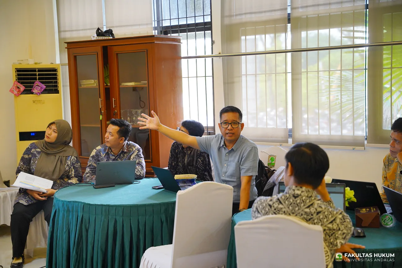 Foto 14 Kuliah Umum Keterbukaan Informasi Publik di Era AI: Peluang, Risiko, dan Masa...