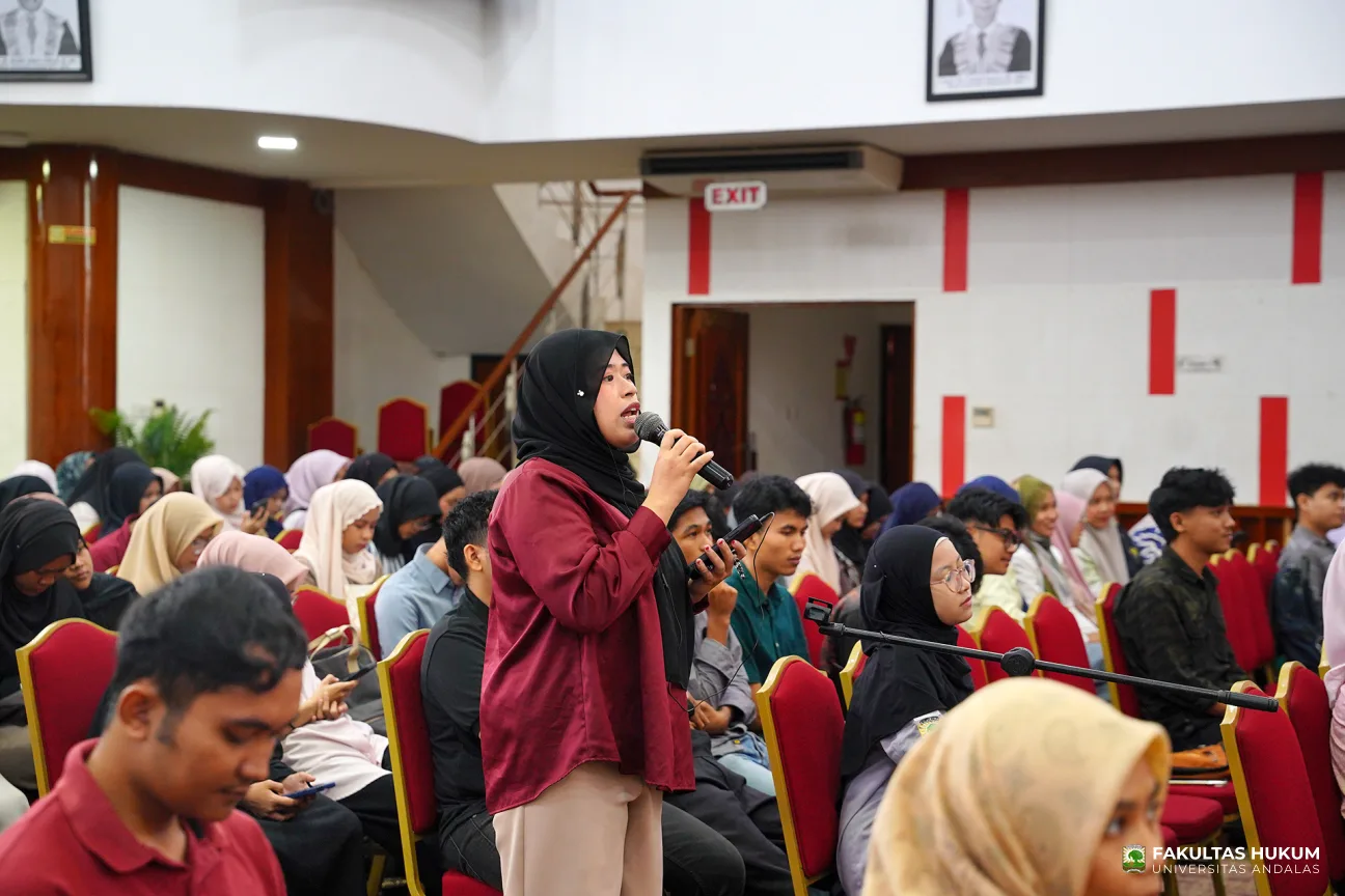 Foto 19 Kuliah Umum Keterbukaan Informasi Publik di Era AI: Peluang, Risiko, dan Masa...