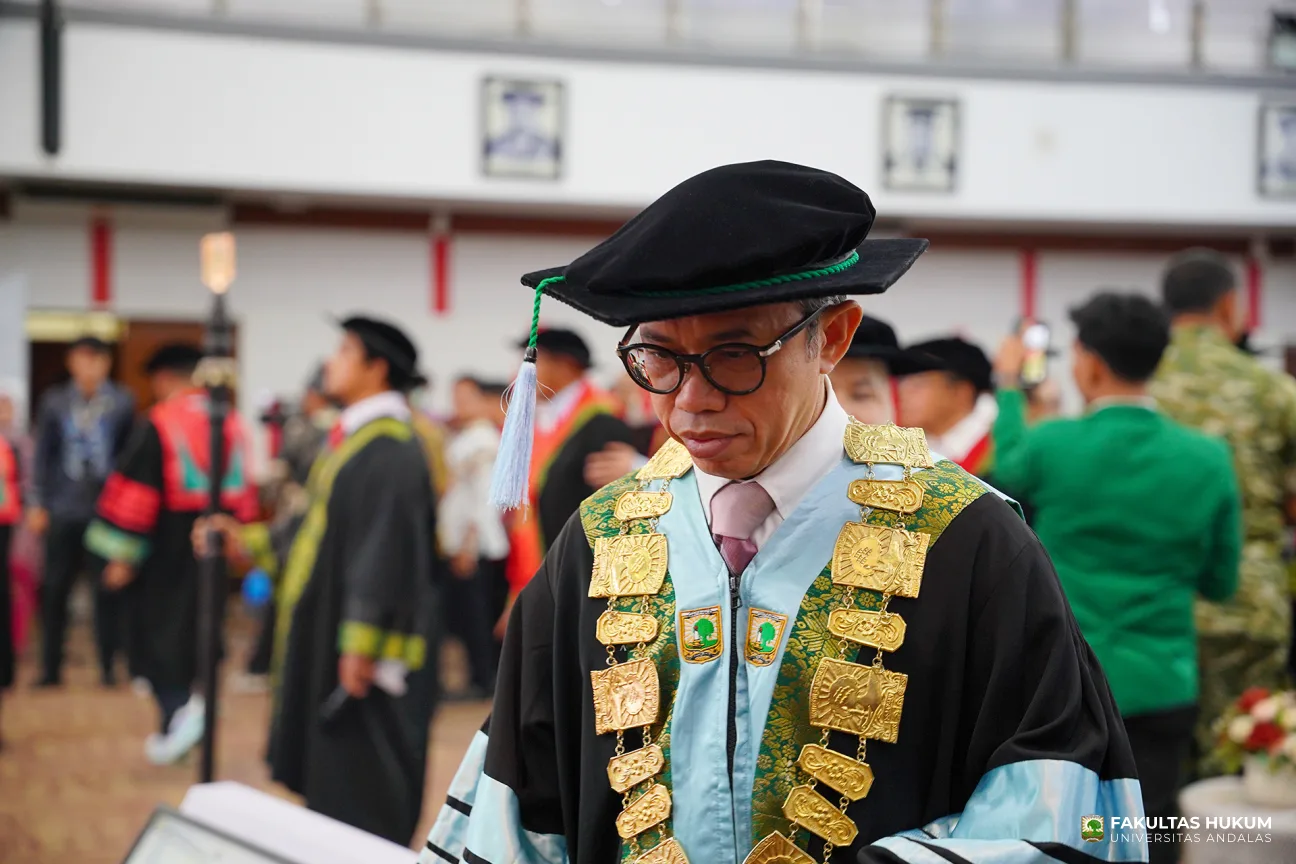 Foto 10 Orasi Ilmiah dan Sidang Terbuka Dies Natalis ke-75 FH UNAND
